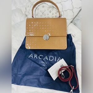 Arcadia Camel Leather Shoulder Bag